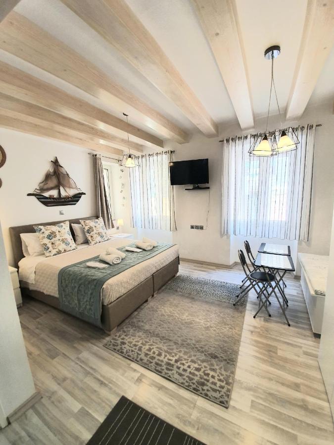 Helens Apartment Corfu  Bagian luar foto